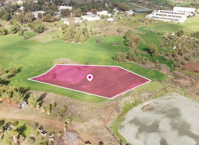 Klirou, Nicosia Residential Plot For Sale | WW29084