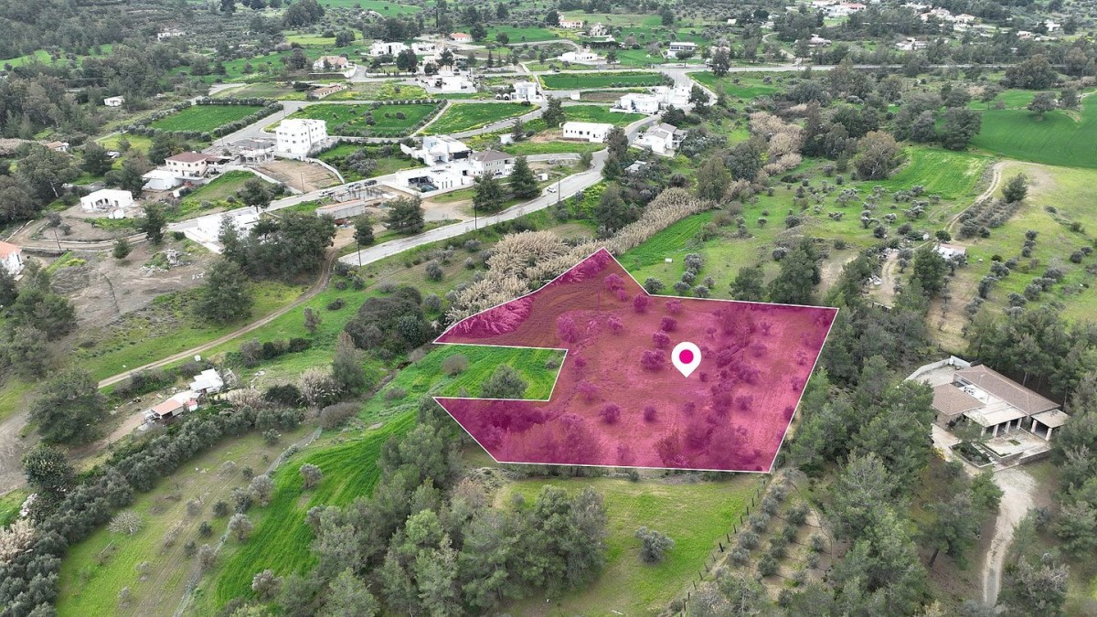 Residential field located in Lythrodontas, Nicosia