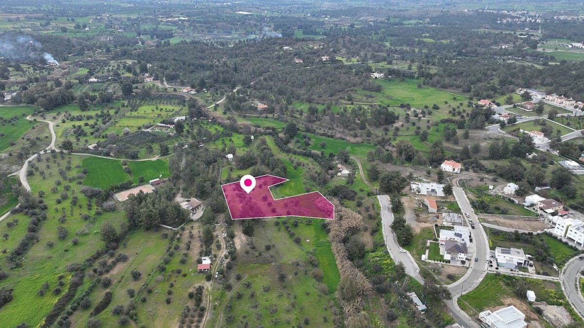 Residential field located in Lythrodontas, Nicosia