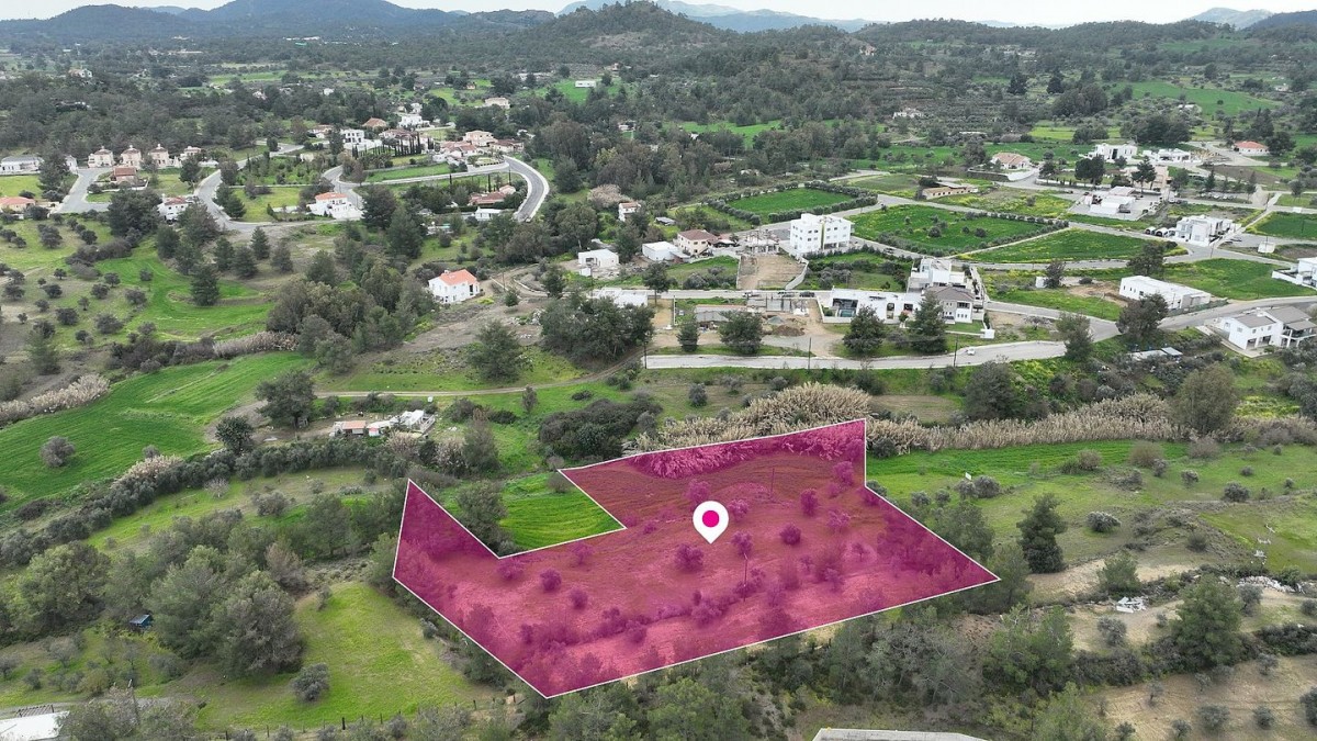 Residential field located in Lythrodontas, Nicosia