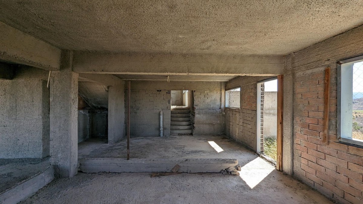 Incomplete house located in Kato Moni, Nicosia