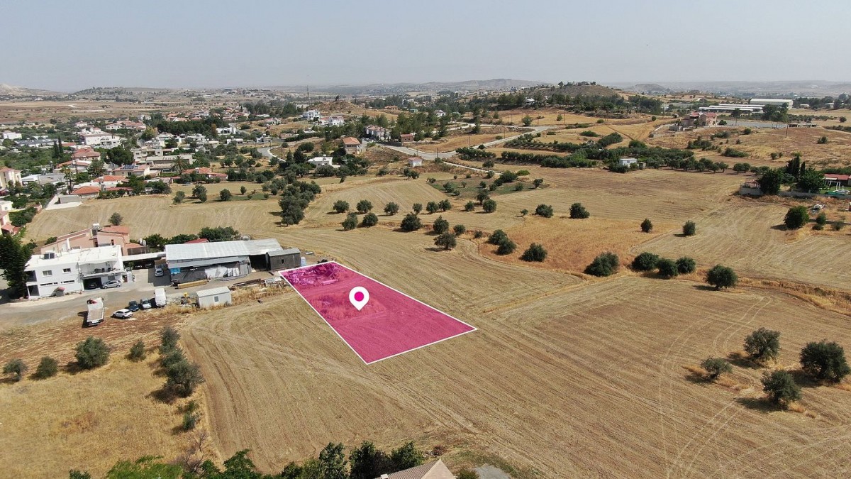 Klirou, Nicosia Residential Plot For Sale | WW29138