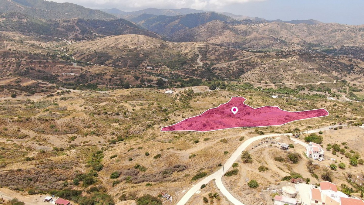 Agricultural field in Gerakaki, Kato Pyrgos, Nicosia