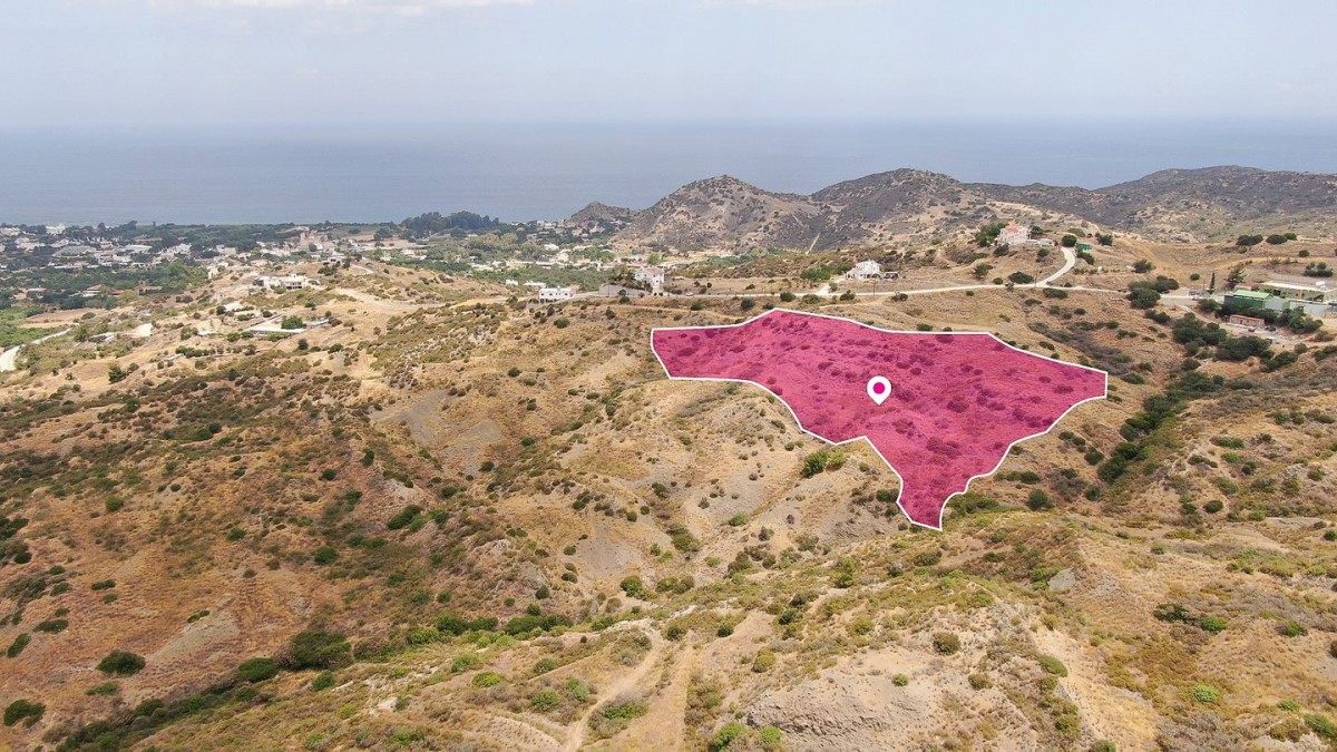 Agricultural field in Gerakaki, Kato Pyrgos, Nicosia