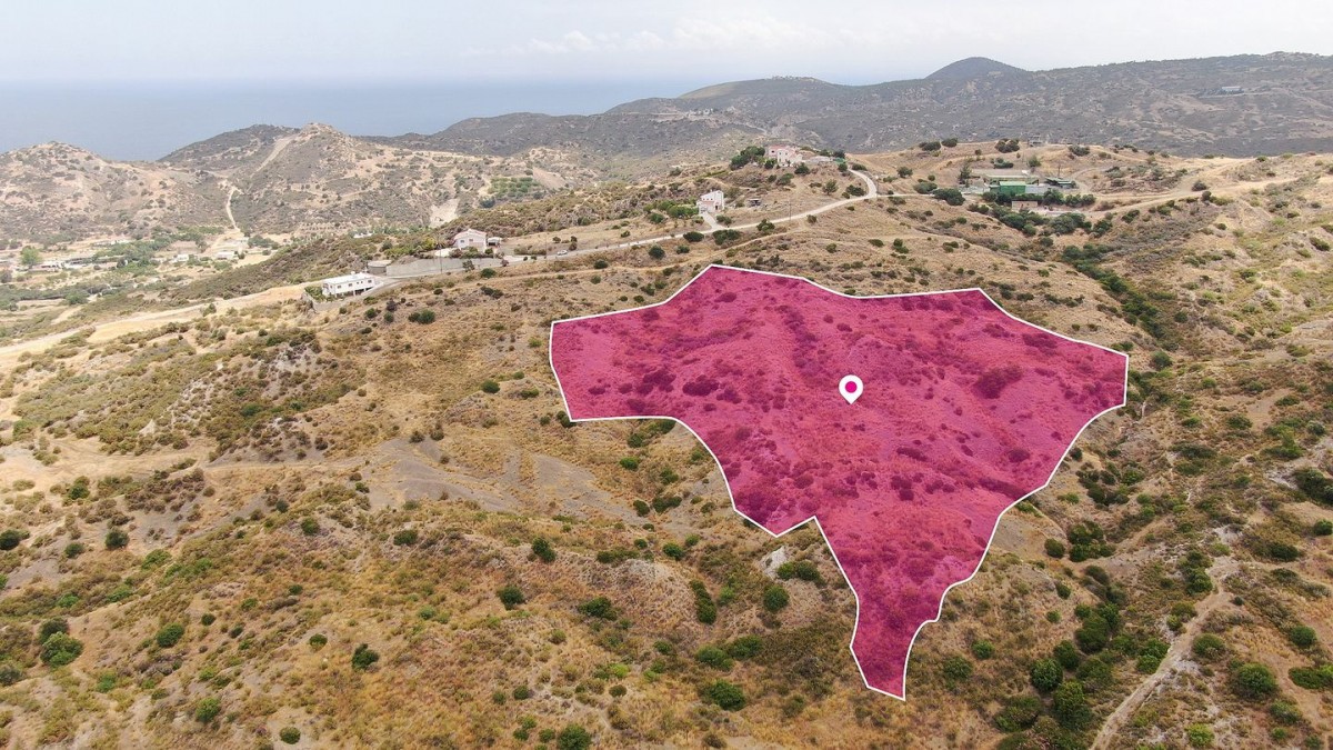 Agricultural field in Gerakaki, Kato Pyrgos, Nicosia