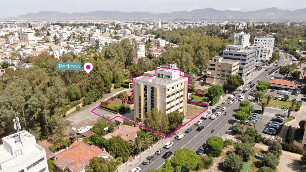 Incomplete six-storey mixed-use building in Strovolou Avenue, Nicosia