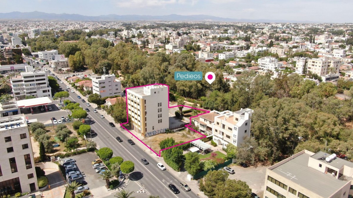Incomplete six-storey mixed-use building in Strovolou Avenue, Nicosia