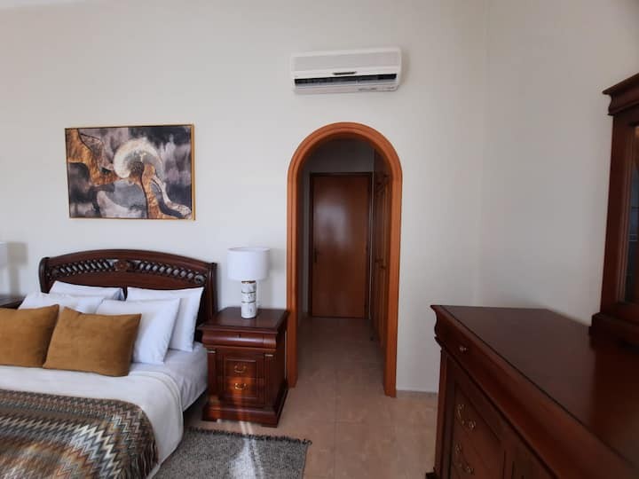 Detached Villa For Sale  in  Chlorakas