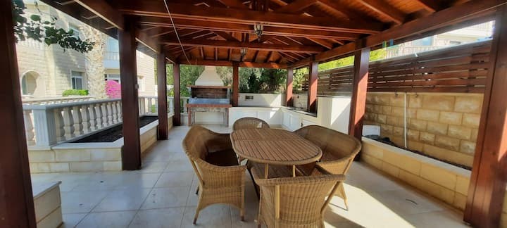 Detached Villa For Sale  in  Chlorakas