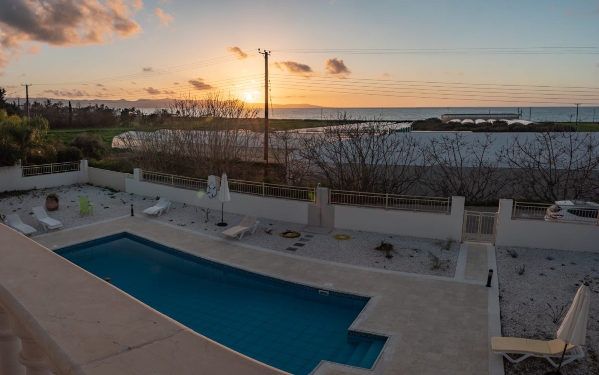 Detached Villa For Sale  in  Select Location
