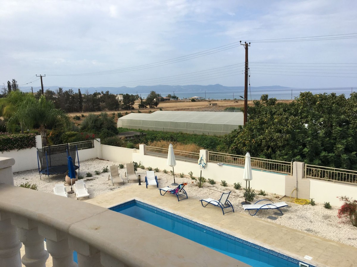 Detached Villa For Sale  in  Argaka