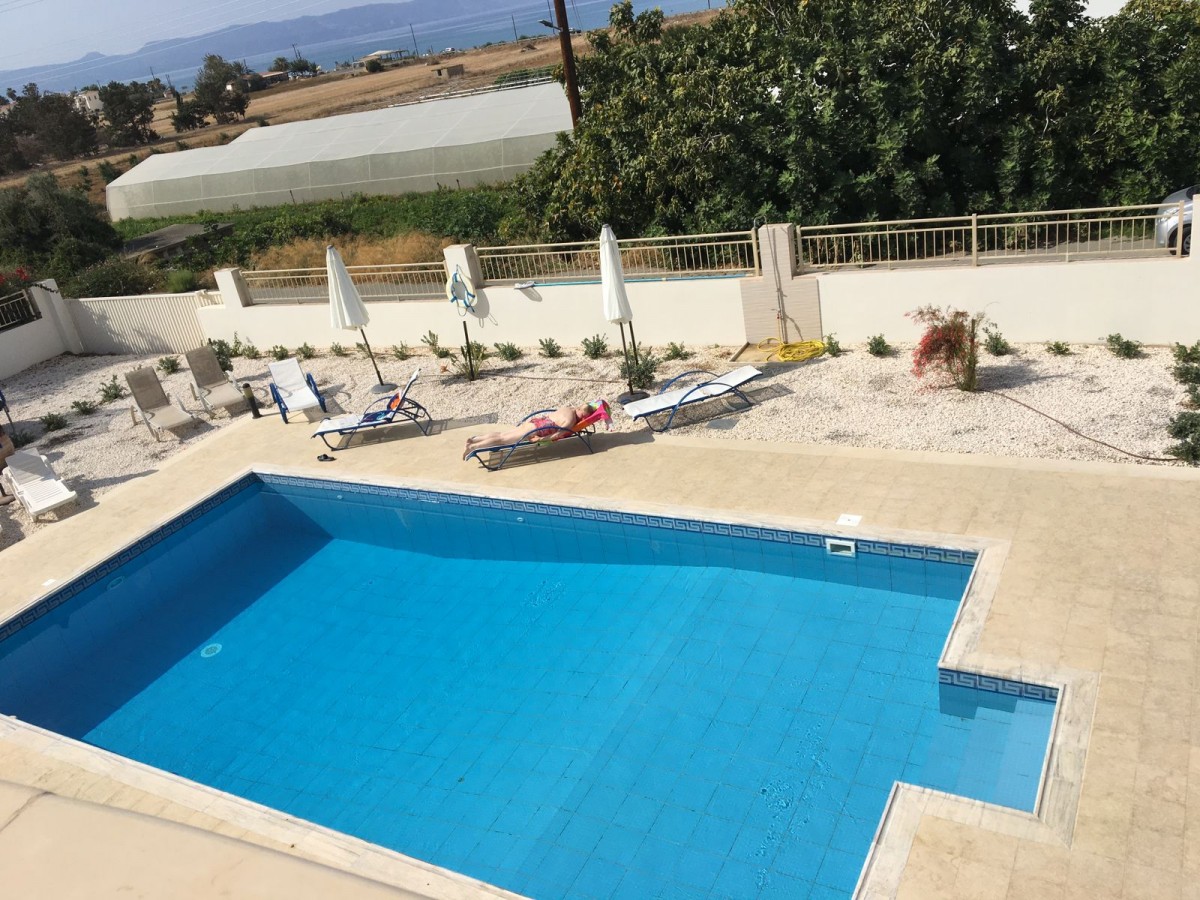 Detached Villa For Sale  in  Argaka