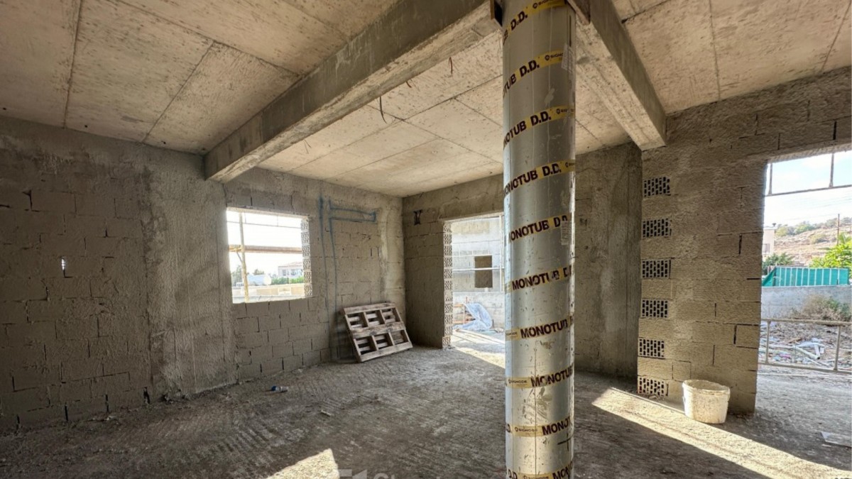 Semi Detached Villa For Sale  in  Yeroskipou