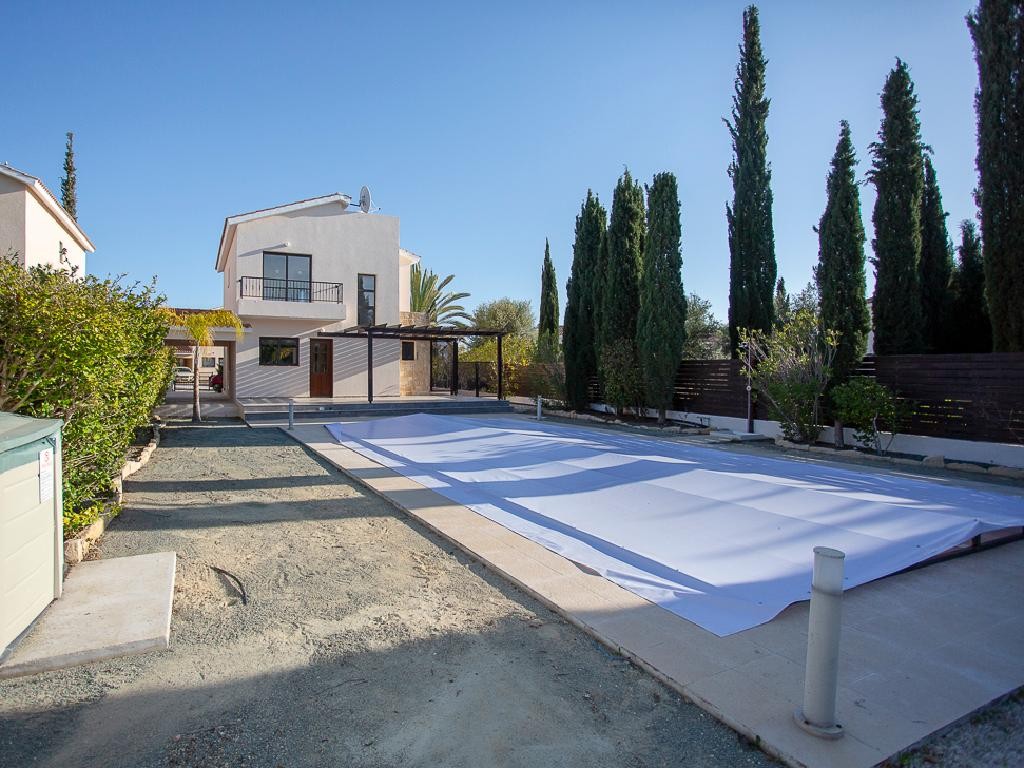 Detached Villa For Sale  in  Kouklia - Secret Valley
