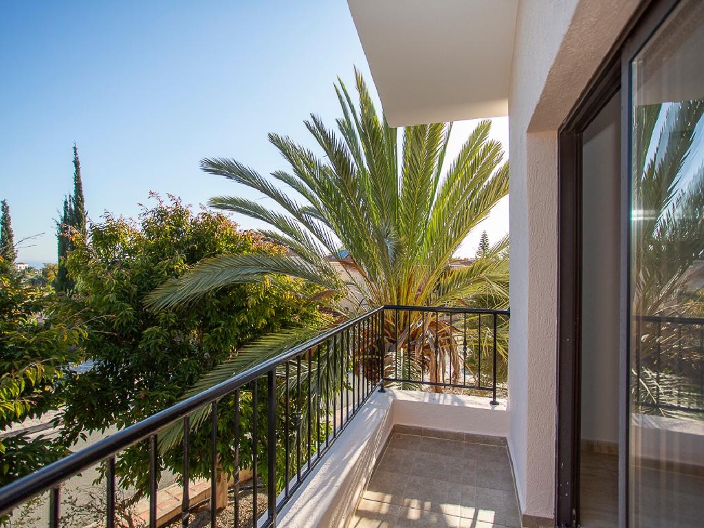 Detached Villa For Sale  in  Kouklia - Secret Valley