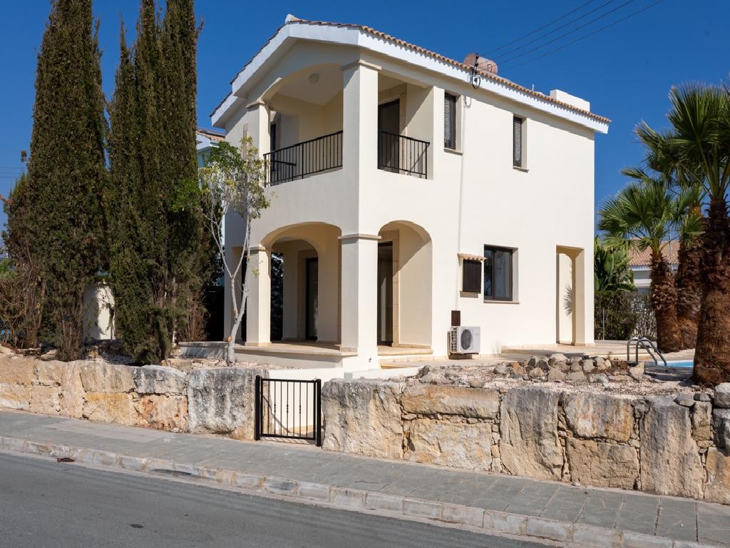 Detached Villa For Sale  in  Kouklia - Secret Valley