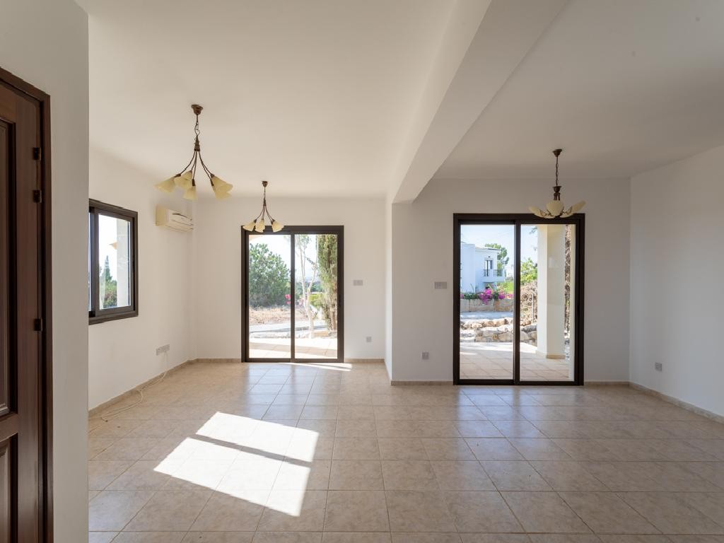 Detached Villa For Sale  in  Kouklia - Secret Valley