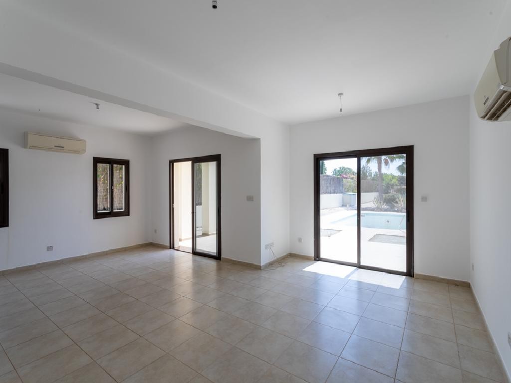 Detached Villa For Sale  in  Kouklia - Secret Valley