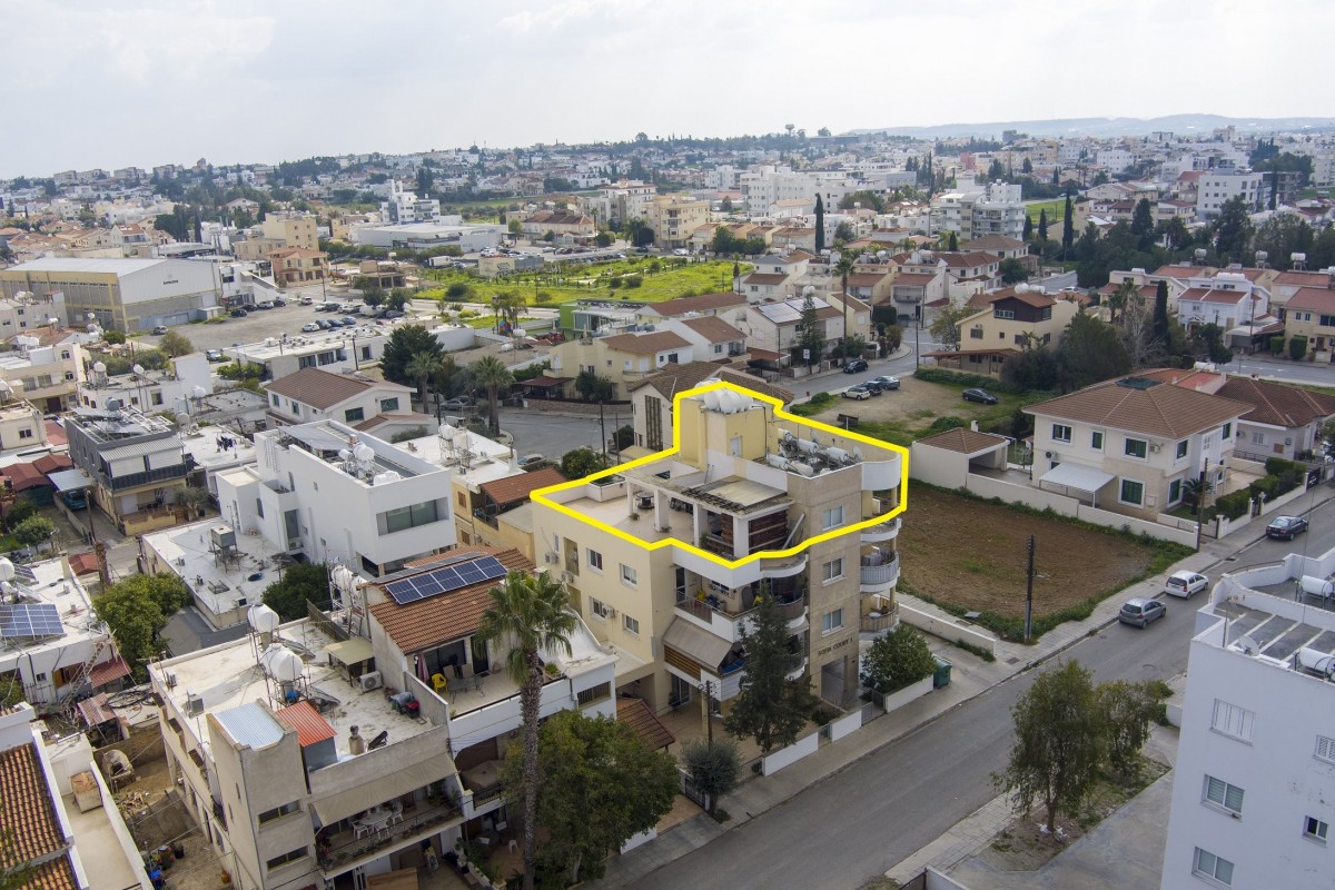 Penthouse For Sale  in  Strovolos