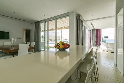 Detached Villa For Sale  in  Peyia - Sea Caves