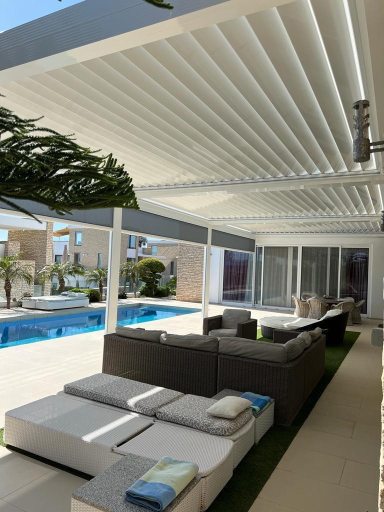 Detached Villa For Sale  in  Peyia - Sea Caves