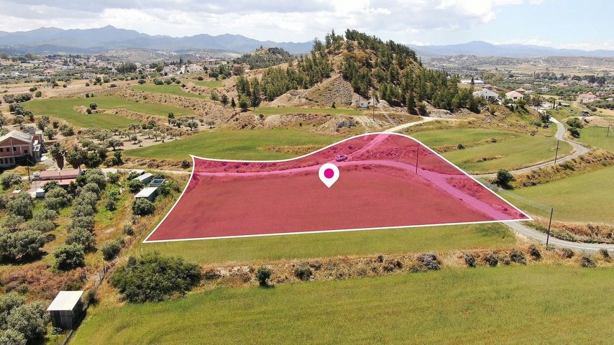 Pera Orinis, Nicosia Residential Field For Sale | WW29401