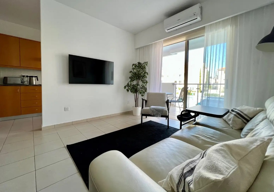 Kato Paphos - Universal Apartment For Sale | WW29407