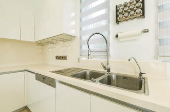 Detached Villa For Rent  in  Peyia - Sea Caves