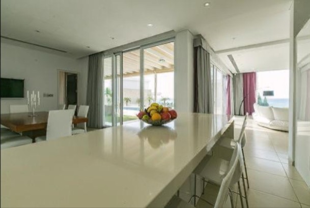Detached Villa For Rent  in  Peyia - Sea Caves