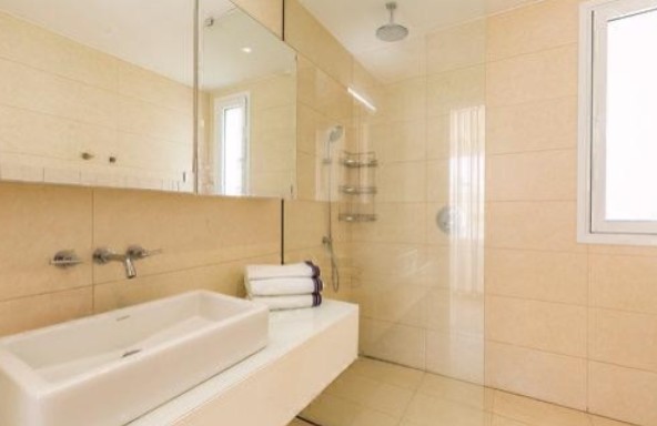 Detached Villa For Rent  in  Peyia - Sea Caves