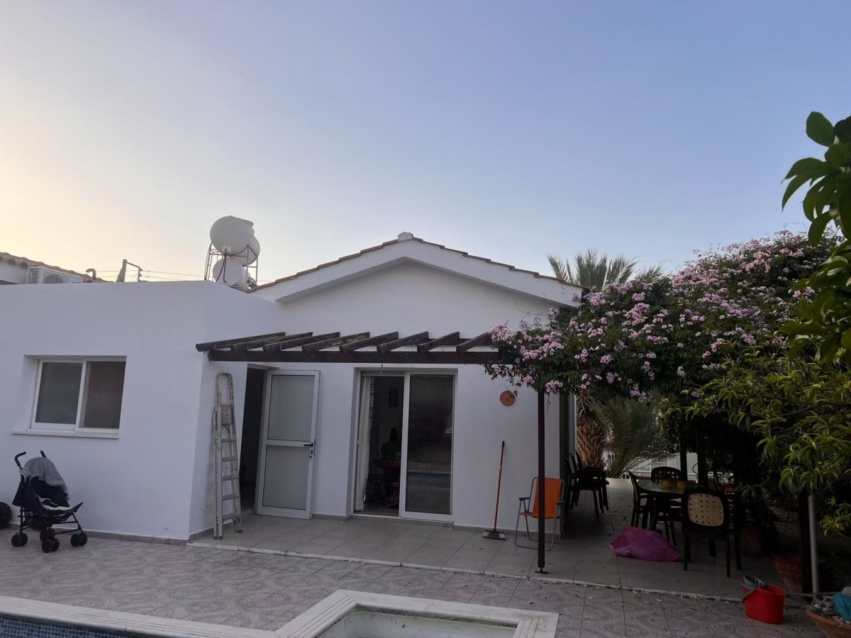 Detached Villa For Sale  in  Select Location