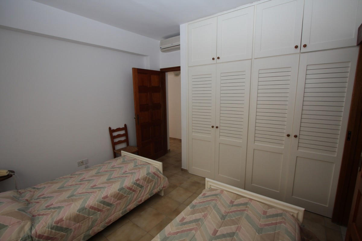 Bungalow For Rent  in  Chlorakas