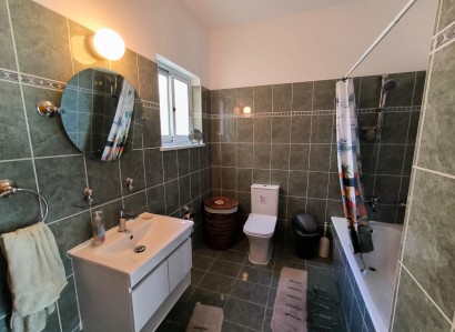 Kato Paphos - Universal, Paphos Penthouse Rented | WW29474