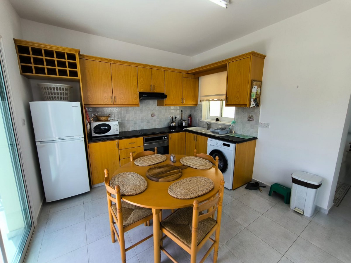 Penthouse For Rent  in  Kato Paphos - Universal