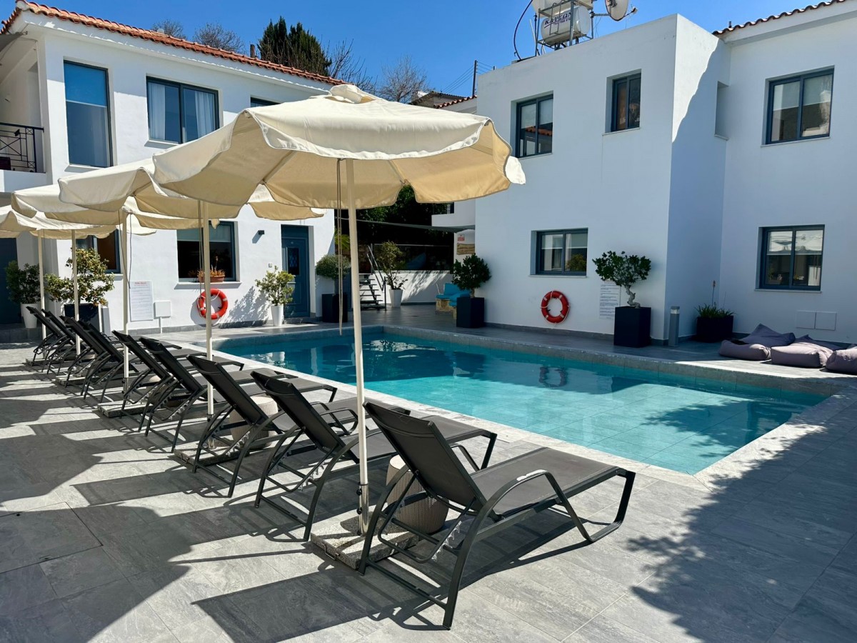 Town House / Maisonette For Sale  in  Kissonerga