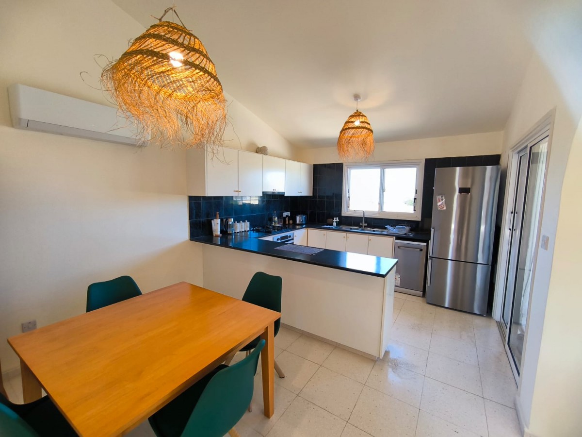 Detached Villa For Rent  in  Peyia - Coral Bay