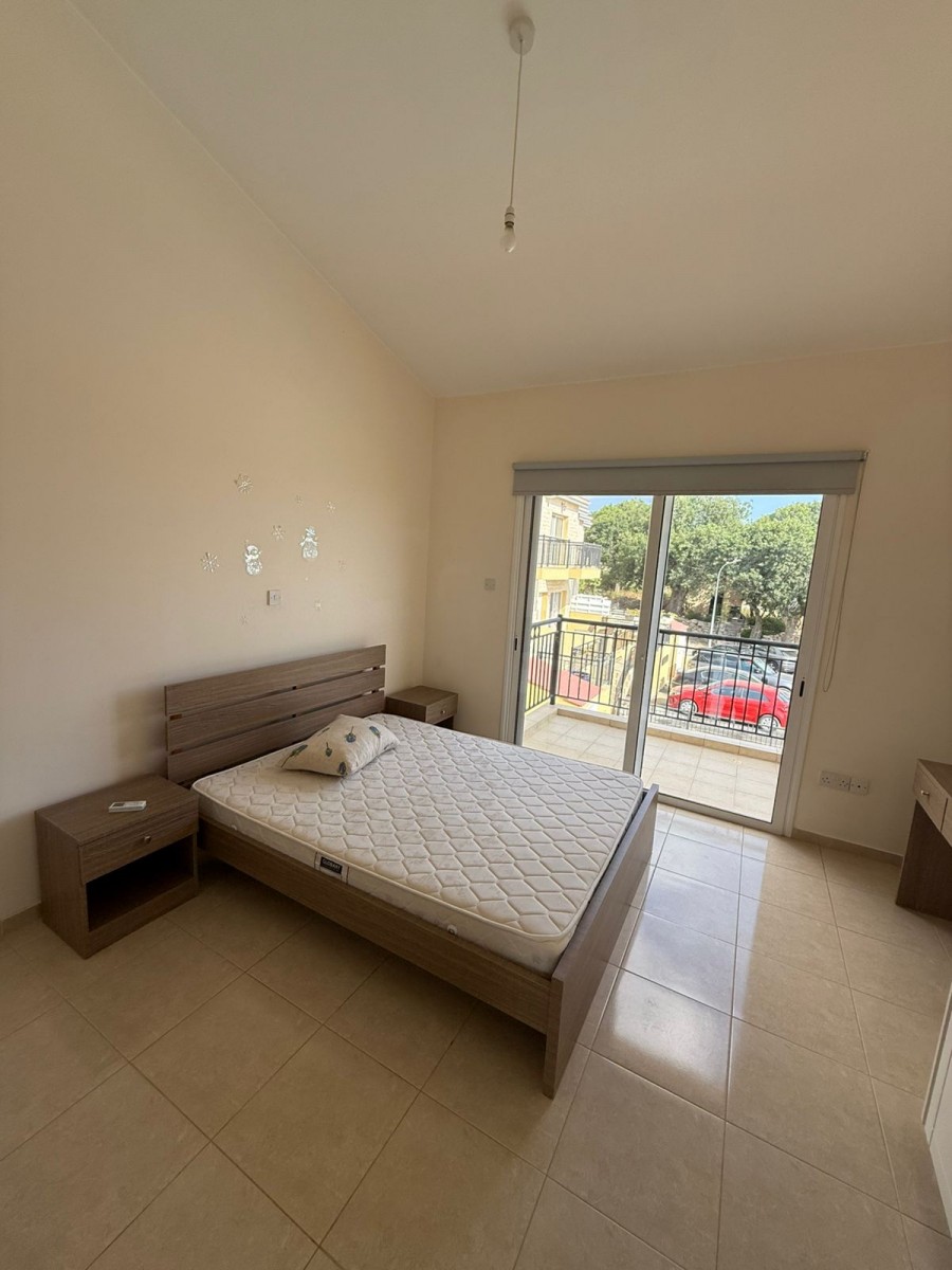 Town House / Maisonette For Rent  in  Select Location