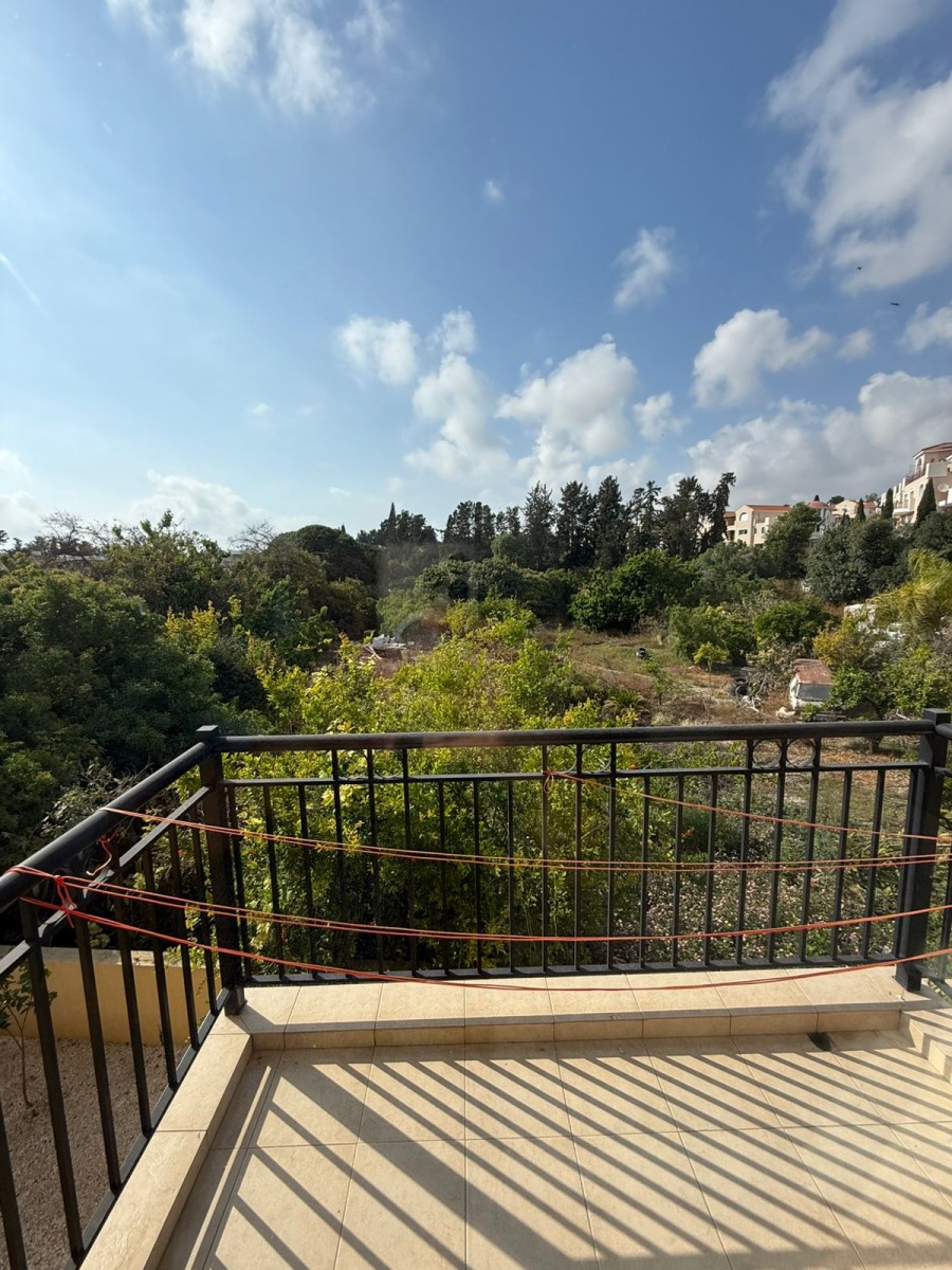 Town House / Maisonette For Rent  in  Select Location