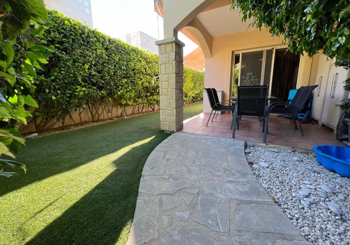 Town House / Maisonette For Sale  in  Mandria