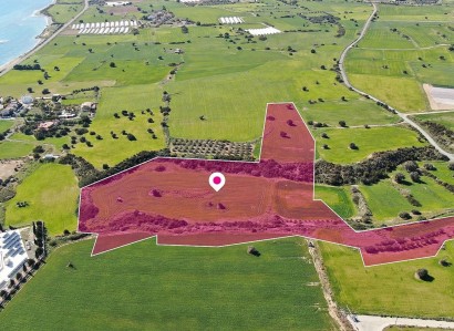 Ayios Theodoros, Larnaca Touristic Field For Sale | WW29620