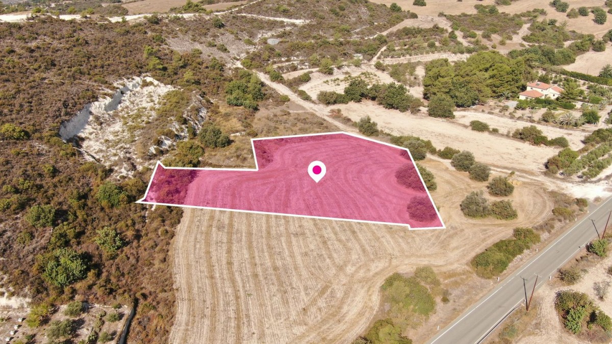 Residential Field in Vavla, Larnaca