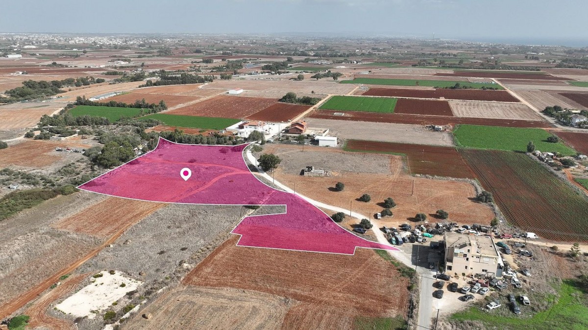 Residential field in Xylofagou, Larnaca