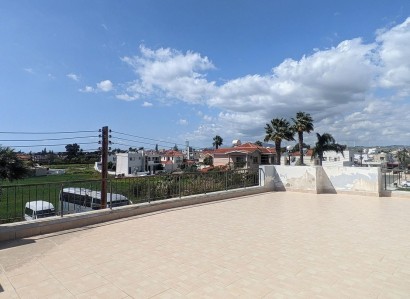 Kiti, Larnaca Residential Building For Sale | WW29672
