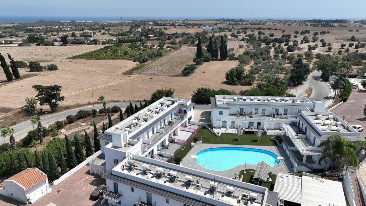 Ground floor two bedroom apartment in Mazotos, Larnaca