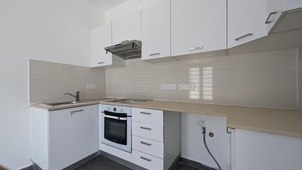 Ground floor two bedroom apartment in Mazotos, Larnaca