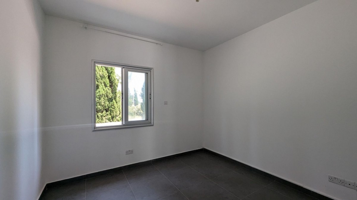 Ground floor two bedroom apartment in Mazotos, Larnaca
