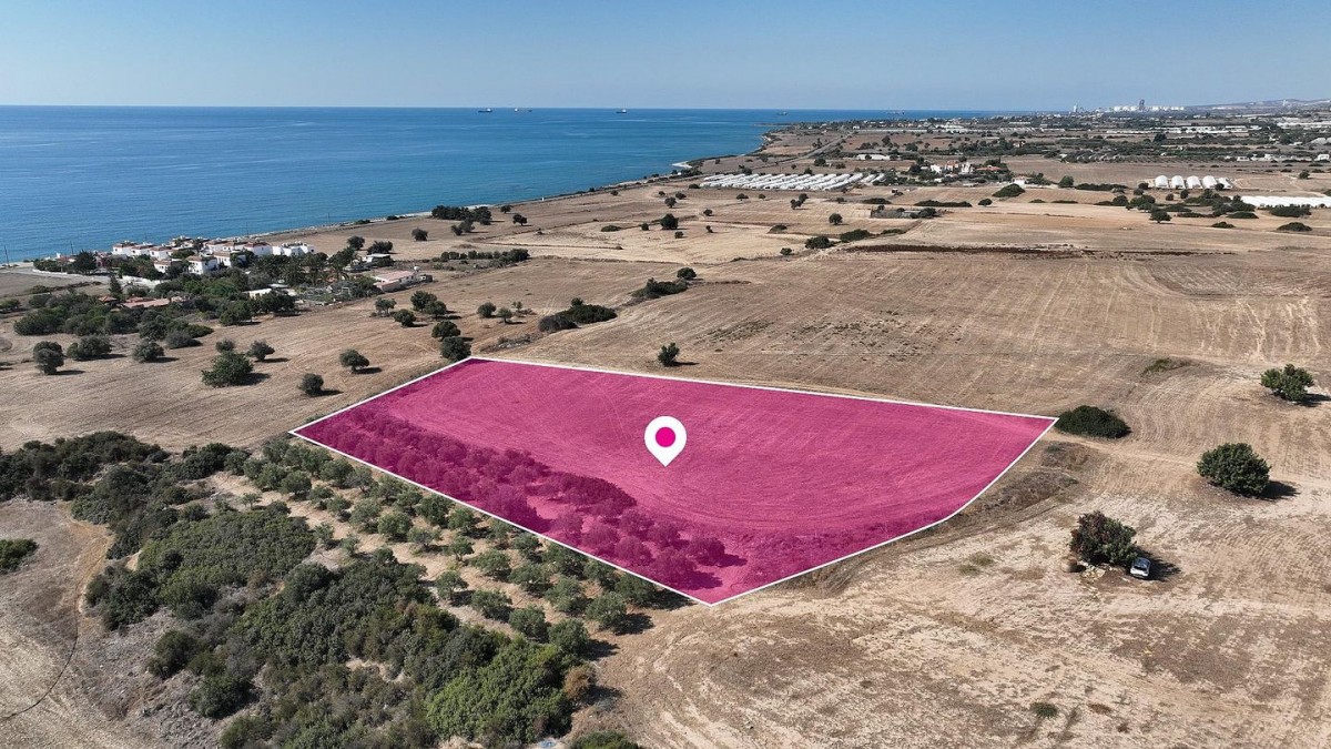Sea View Touristic field in Agios Theodoros, Larnaca