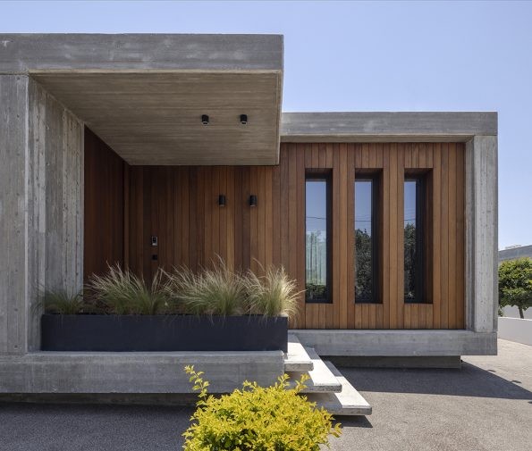 Detached Villa For Sale  in  Agia Marinouda