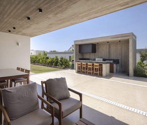 Detached Villa For Sale  in  Agia Marinouda