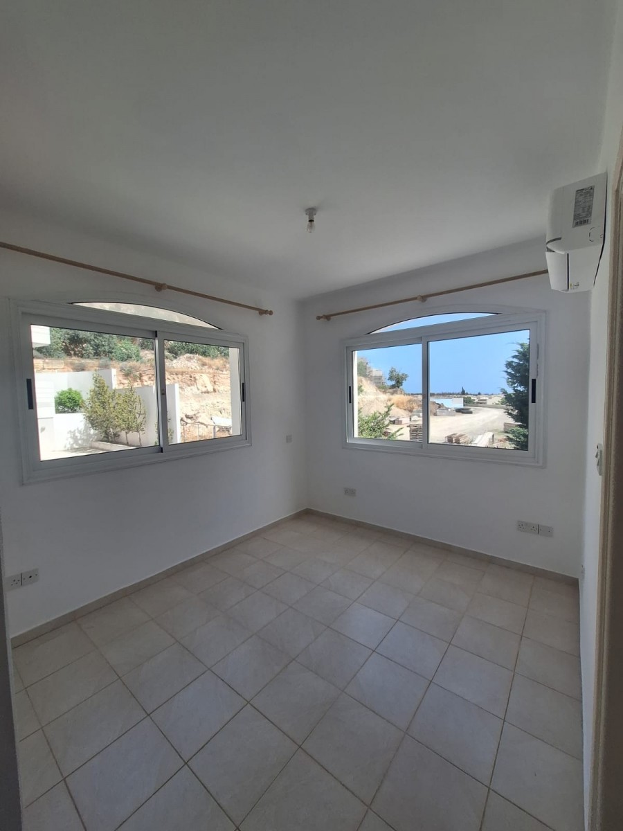 Penthouse For Sale  in  Kato Paphos - Universal
